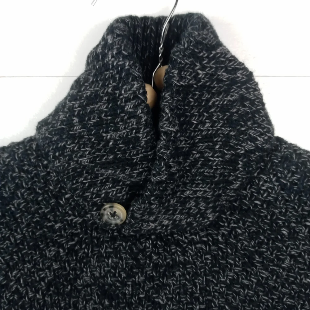 Old Navy boys size 2T waffle stitched black white flex sweater large collar